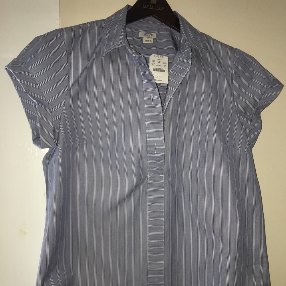 Brand new never worn, 3/4 button up top JCrew